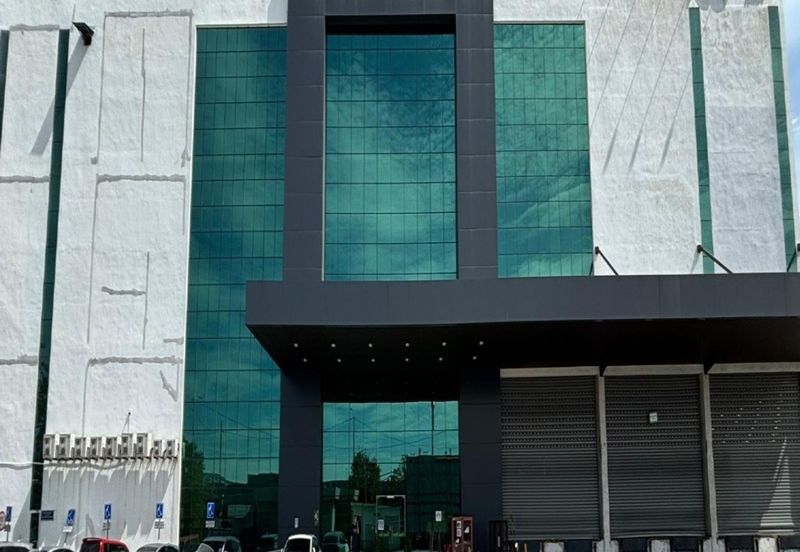 Multipurpose Three Storey Detached Factory Perai with 6nos Loading Bay