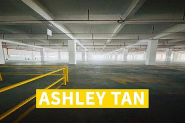 Multipurpose Three Storey Detached Factory Perai with 6nos Loading Bay