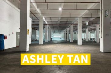 Multipurpose Three Storey Detached Factory Perai with 6nos Loading Bay