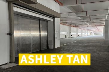 Multipurpose Three Storey Detached Factory Perai with 6nos Loading Bay