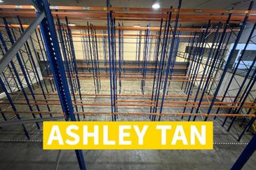 Spacious Logistic Warehouse&3-sty Office Seberang Prai 41893sf 1000amp