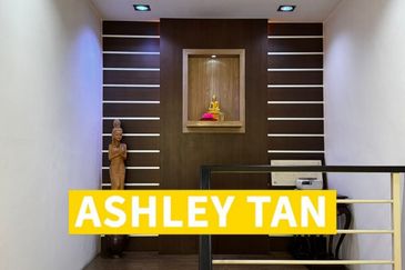 Freehold 3sty Terrace House Bayan Lepas Got Solar Heat support 2,838sf