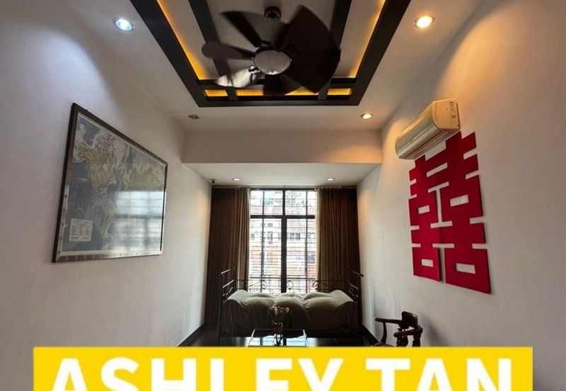 Freehold 3sty Terrace House Bayan Lepas Got Solar Heat support 2,838sf