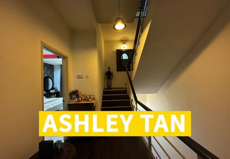 Freehold 3sty Terrace House Bayan Lepas Got Solar Heat support 2,838sf