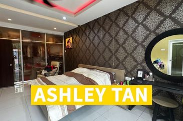 Freehold 3sty Terrace House Bayan Lepas Got Solar Heat support 2,838sf