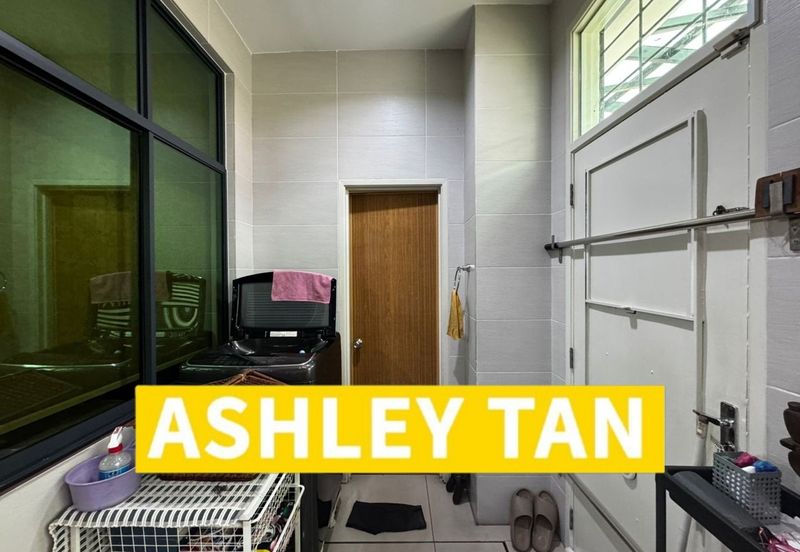 Freehold 3sty Terrace House Bayan Lepas Got Solar Heat support 2,838sf