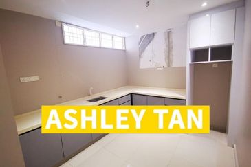 Easy 2 reach Location 1st Floor Shop Office Pusat Perniagaan Maju Jaya