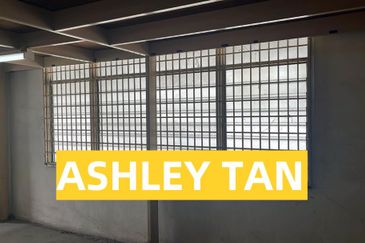 Extended Semi-D Light Industry Perai 8,048sft Corner Unit Value Deal