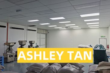 Best Conditions Semi-D Factory Kawasan Industri Ringan Juru 7,500sft