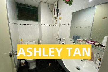 HIGH FLOOR U Garden Gelugor Fully Furnish MOVE-IN-READY UNIT! Rare Deal