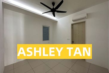 Arasia Perdana (The Clovers)