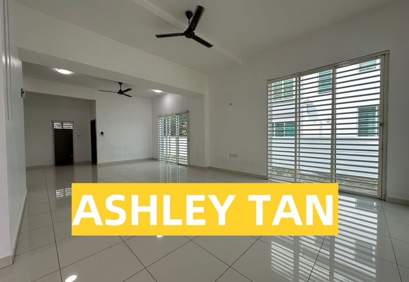 Taman Lagenda Emerald, Teluk Kumbar