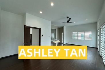 Taman Lagenda Emerald, Teluk Kumbar