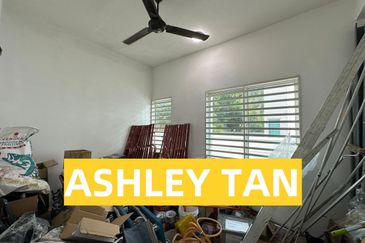 Taman Lagenda Emerald, Teluk Kumbar