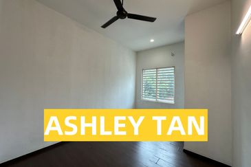 Taman Lagenda Emerald, Teluk Kumbar