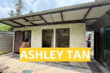 HIGH EXPOSURE Mainroad Warehouse + 2-Sty Office Jawi BIG ACCESS GATE!