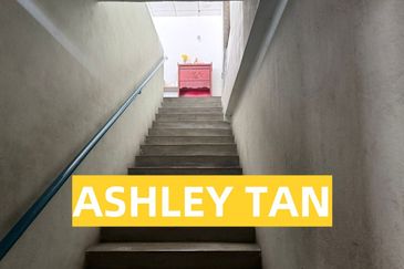 HIGH EXPOSURE Mainroad Warehouse + 2-Sty Office Jawi BIG ACCESS GATE!