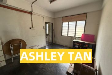 HIGH EXPOSURE Mainroad Warehouse + 2-Sty Office Jawi BIG ACCESS GATE!