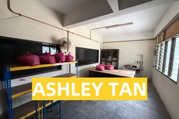 HIGH EXPOSURE Mainroad Warehouse + 2-Sty Office Jawi BIG ACCESS GATE!