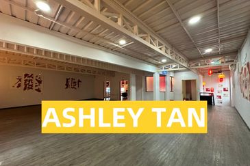 PRIME EXPOSURE! 2-Storey Bungalow Shop Georgetown NEAR Komtar Hospital