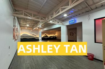 PRIME EXPOSURE! 2-Storey Bungalow Shop Georgetown NEAR Komtar Hospital