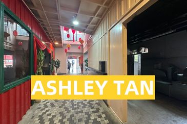 PRIME EXPOSURE! 2-Storey Bungalow Shop Georgetown NEAR Komtar Hospital