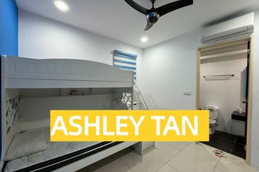 Arasia Perdana (The Clovers)