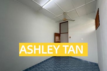 RARE! Refurbished Single Storey House Bayan Baru Workers Welcome!