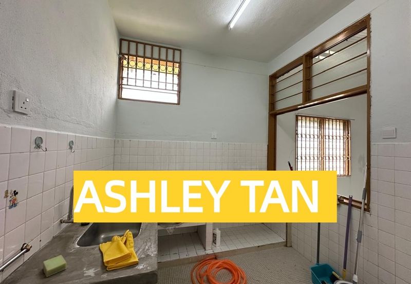 RARE! Refurbished Single Storey House Bayan Baru Workers Welcome!