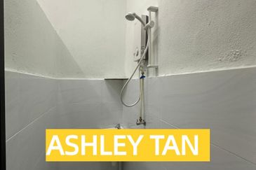 RARE! Refurbished Single Storey House Bayan Baru Workers Welcome!