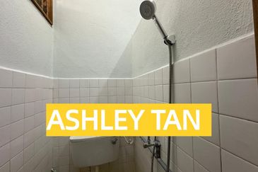 RARE! Refurbished Single Storey House Bayan Baru Workers Welcome!