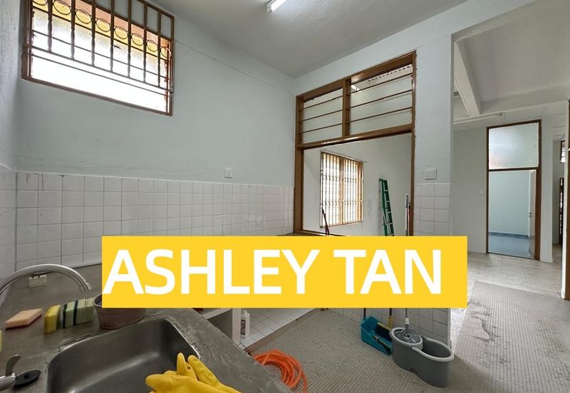 RARE! Refurbished Single Storey House Bayan Baru Workers Welcome!