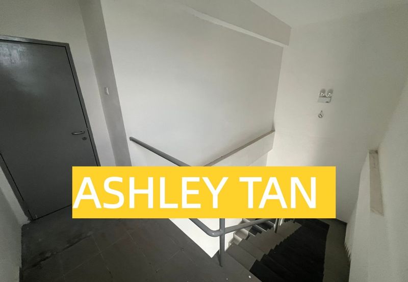 SPACIOUS Adjoining 2-Sty Semi-D Factory Kulim 300A Prime Industry Spot