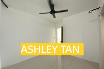 Arasia Perdana (The Clovers)