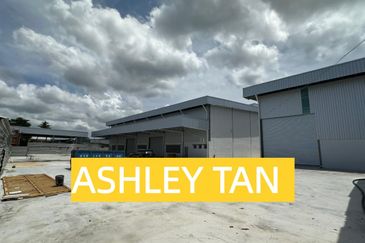 BRAND NEW! 4 Ac Detached Factory Perai 6 Loading Bays! HIGH CEILING!