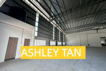 BRAND NEW! 4 Ac Detached Factory Perai 6 Loading Bays! HIGH CEILING!