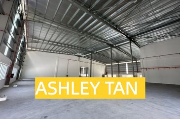 BRAND NEW! 4 Ac Detached Factory Perai 6 Loading Bays! HIGH CEILING!
