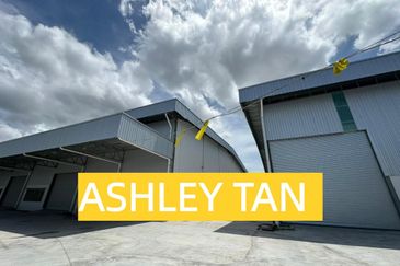 BRAND NEW! 4 Ac Detached Factory Perai 6 Loading Bays! HIGH CEILING!