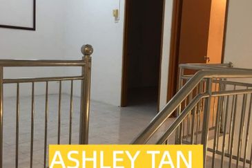 FREEHOLD 2-Sty Terrace House Batu Uban 2047sft NEAR USM INTI Queensbay