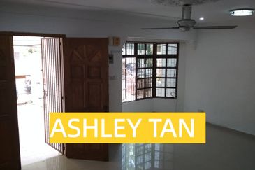 FREEHOLD 2-Sty Terrace House Batu Uban 2047sft NEAR USM INTI Queensbay