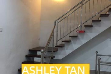 FREEHOLD 2-Sty Terrace House Batu Uban 2047sft NEAR USM INTI Queensbay