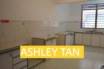 FREEHOLD 2-Sty Terrace House Batu Uban 2047sft NEAR USM INTI Queensbay