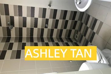 FREEHOLD GATED GEM! Spacious 2-Sty Terrace House Balik Pulau ORI UNIT!