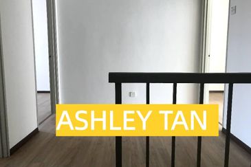 FREEHOLD GATED GEM! Spacious 2-Sty Terrace House Balik Pulau ORI UNIT!