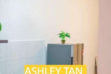 RARE! STYLISH FURNISHED 2-Sty Terrace Georgetown 6Rooms IDEAL HOMESTAY