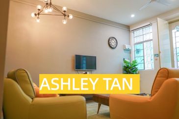 RARE! STYLISH FURNISHED 2-Sty Terrace Georgetown 6Rooms IDEAL HOMESTAY