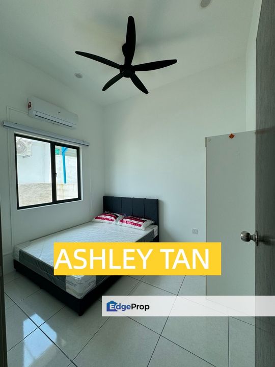 MOVE-IN READY! Semi-D House Valdor Full Renovated 2200sf GUARDED&GATED, Penang, Valdor
