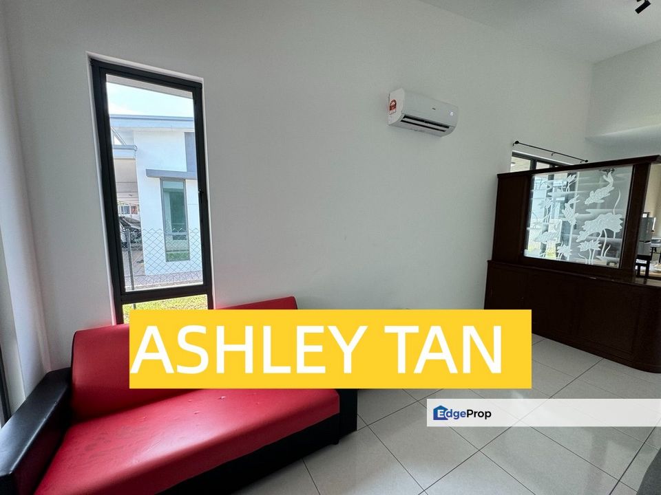 MOVE-IN READY! Semi-D House Valdor Full Renovated 2200sf GUARDED&GATED, Penang, Valdor