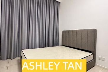 Queens Residences @ Queens Waterfront