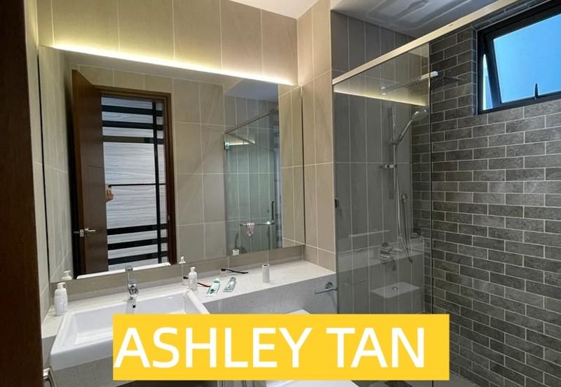 Queens Residences @ Queens Waterfront